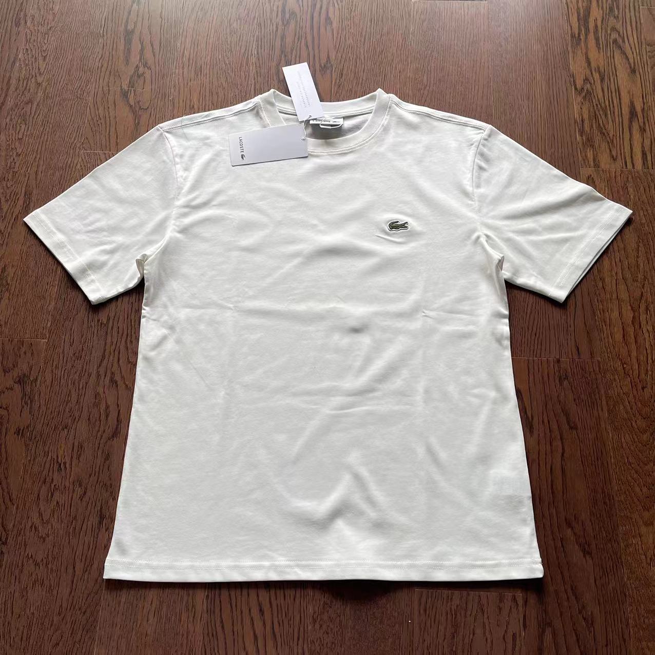 Classic Basic Tshirt