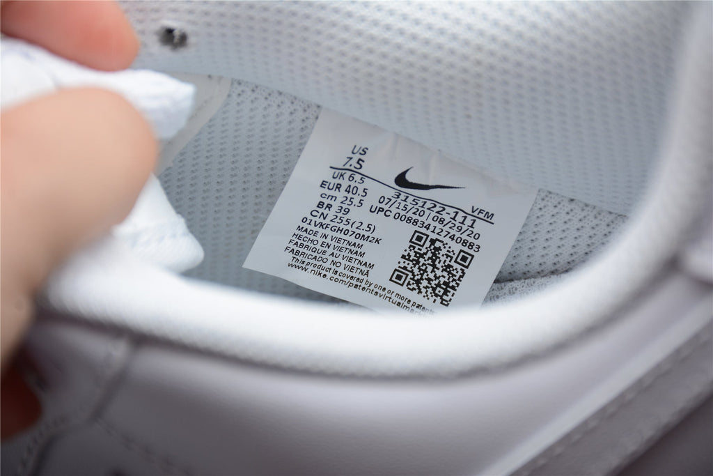AF1