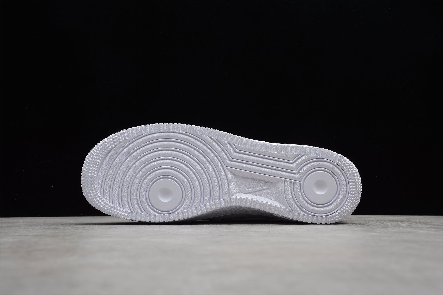 AF1