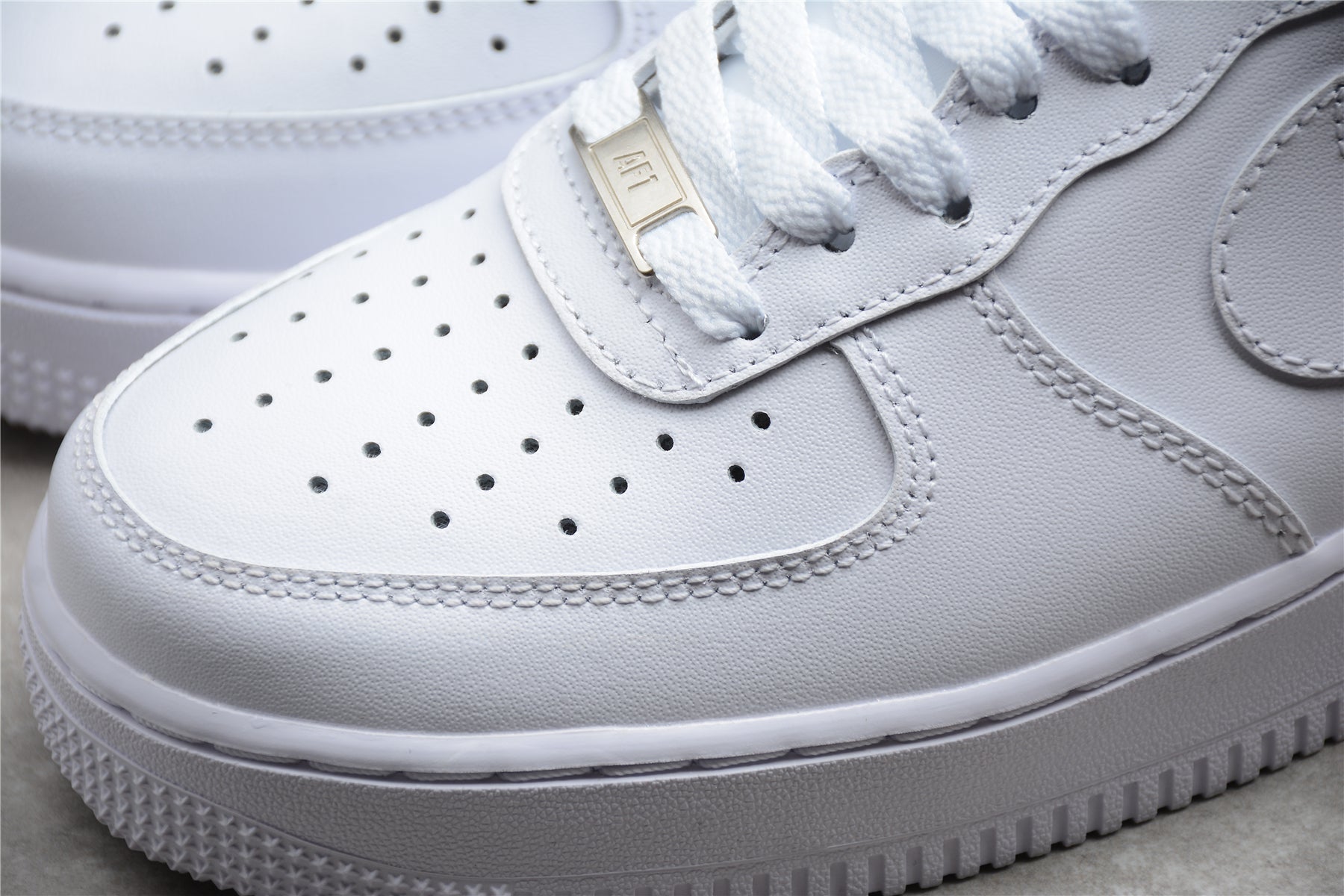AF1