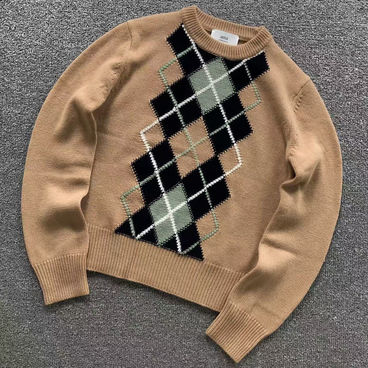 Am1 Sweater Female
