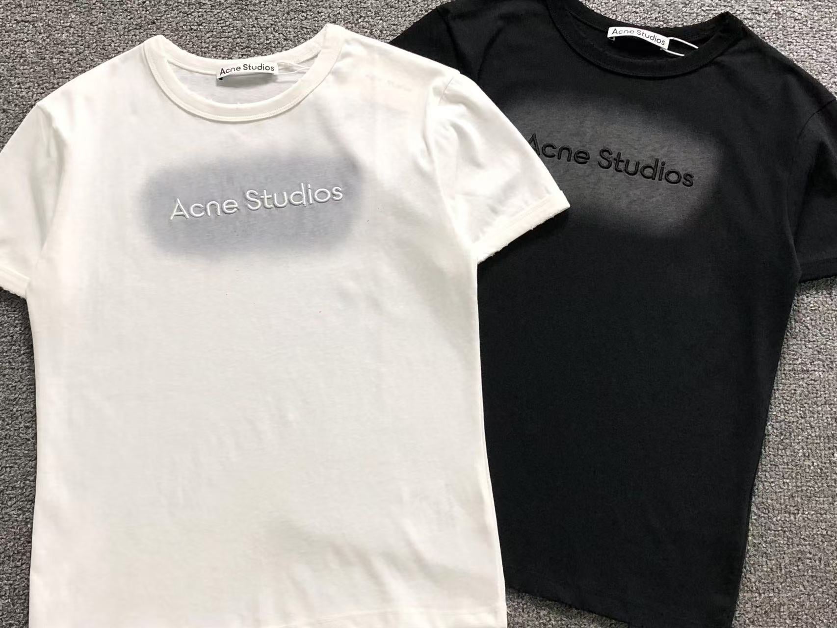 AcneStdios Tshirt Female
