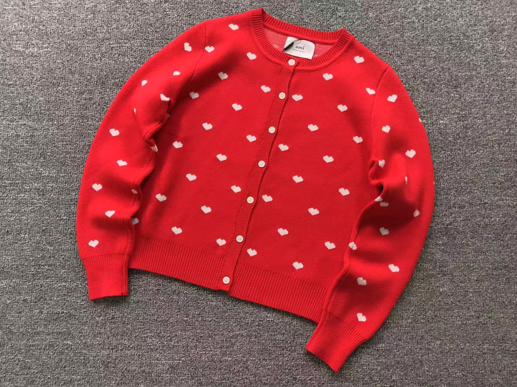 Am1 Sweater Female