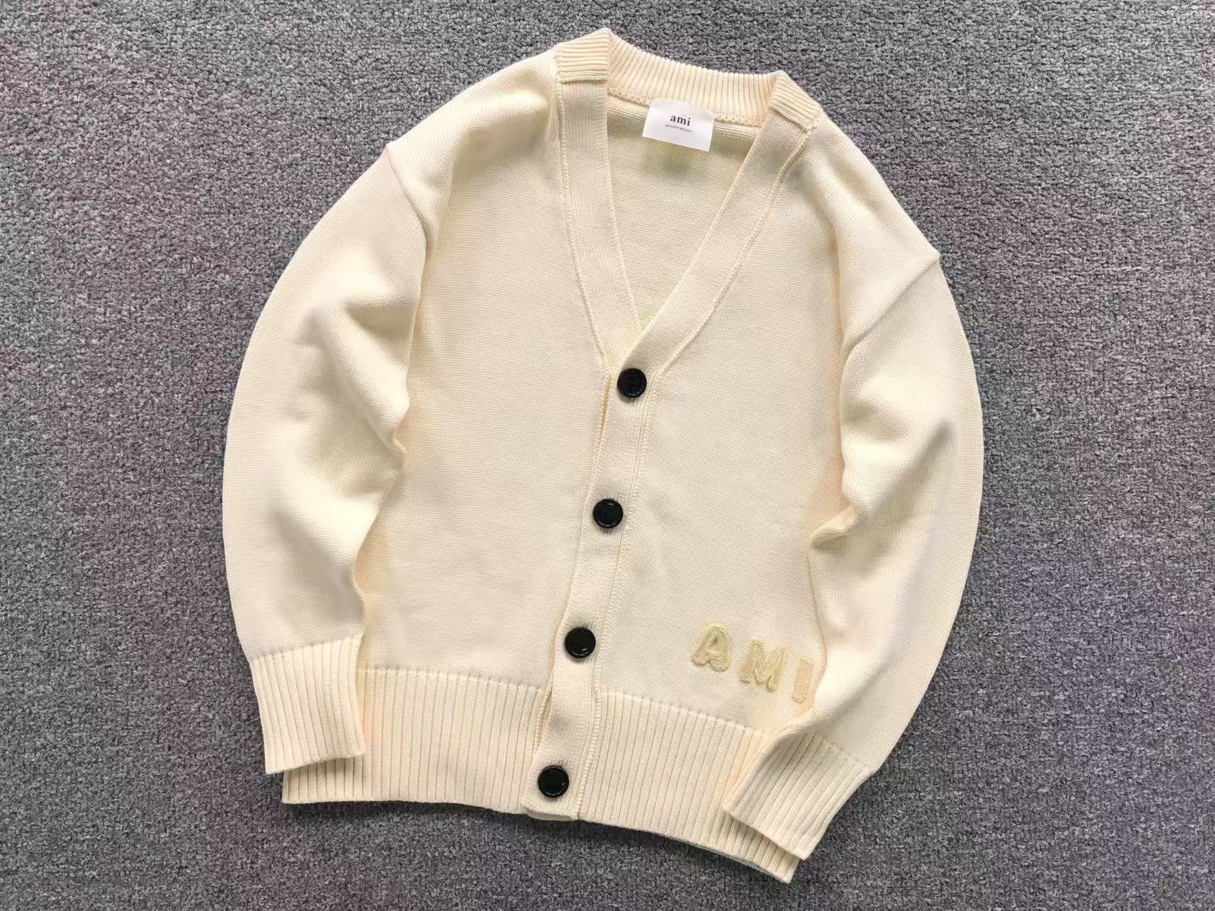 Am1 Sweater
