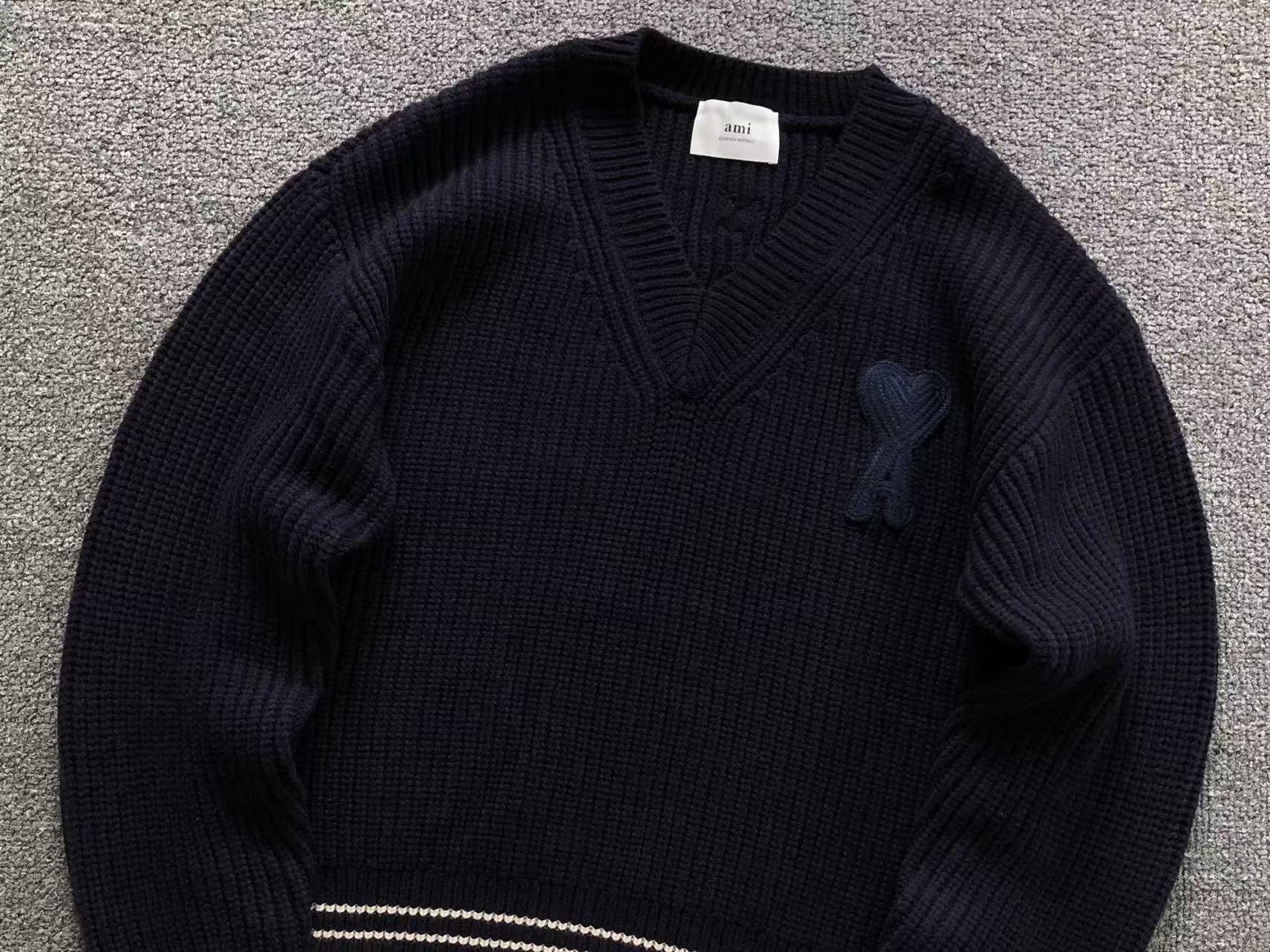 Am1 Sweater