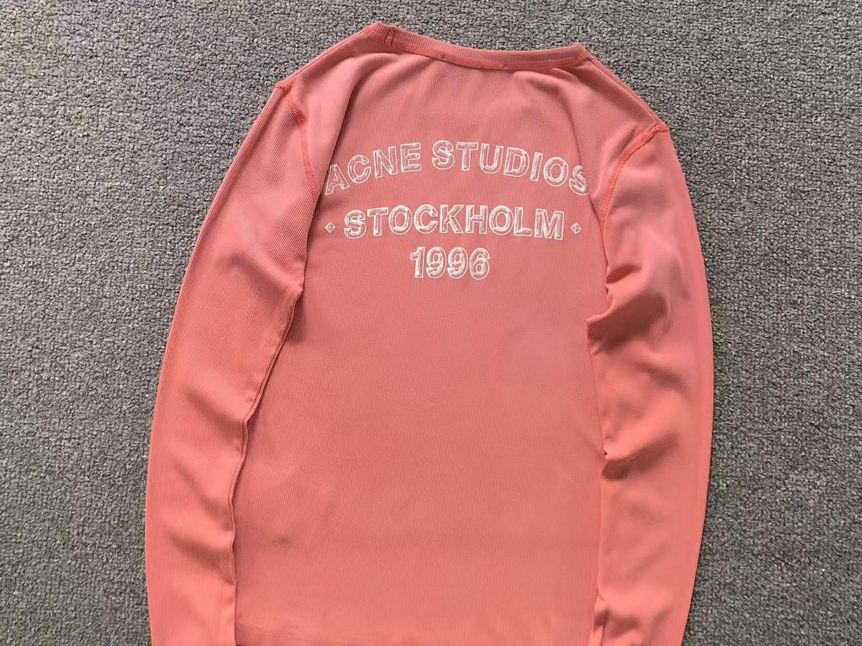 AcneStdios Longsleeve Female