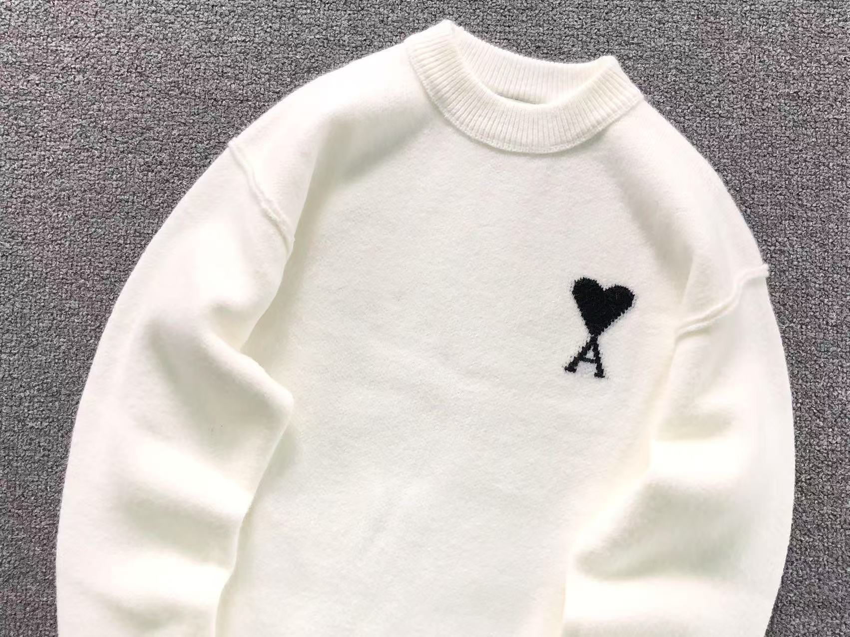 Am1 Sweater