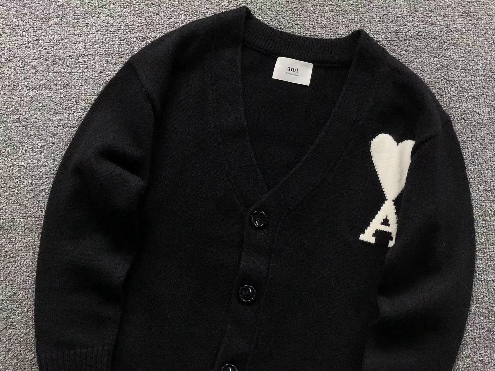 Am1 Sweater