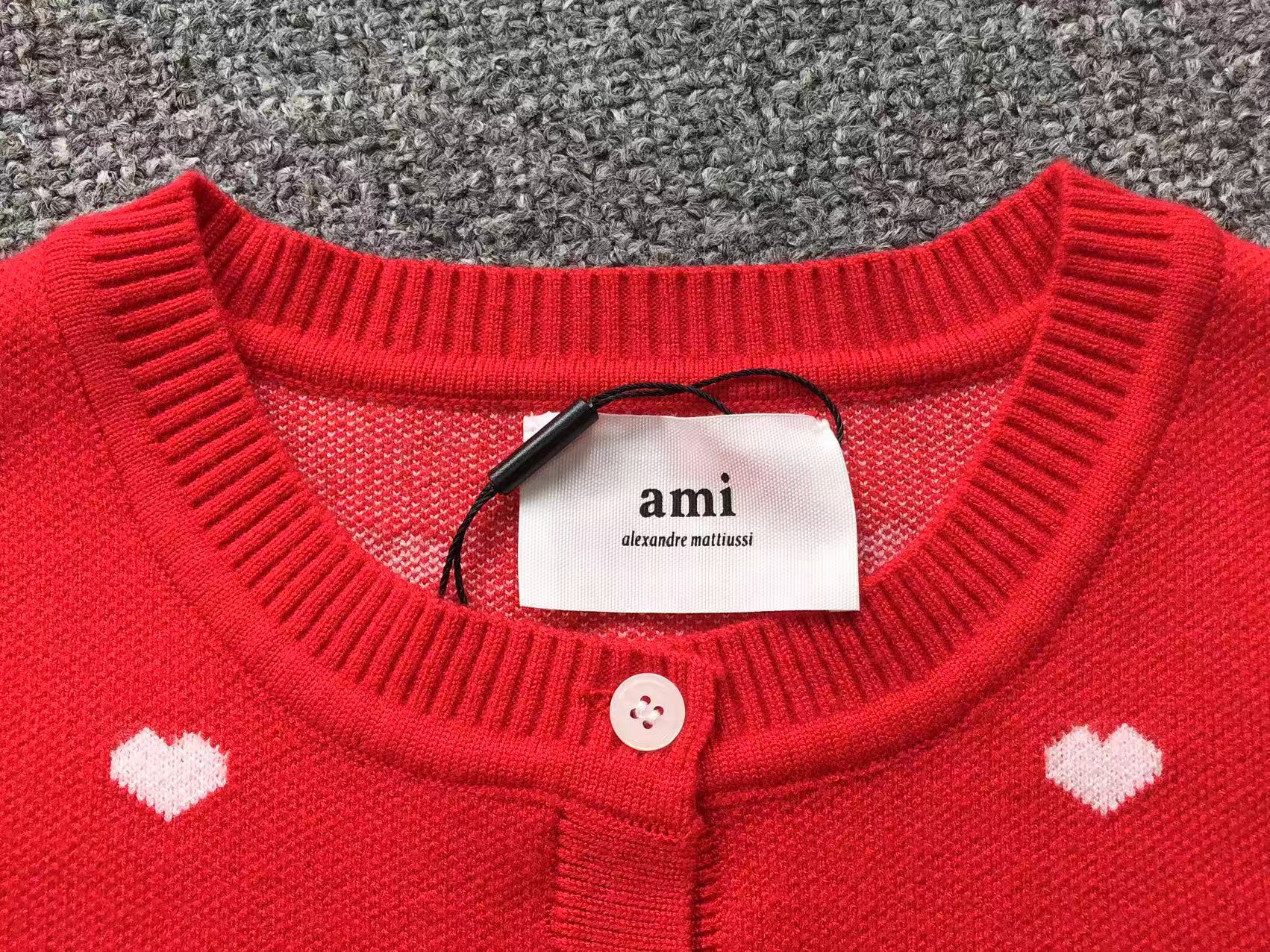 Am1 Sweater Female
