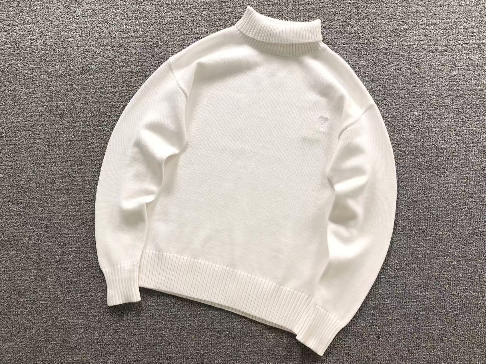 Am1 Sweater