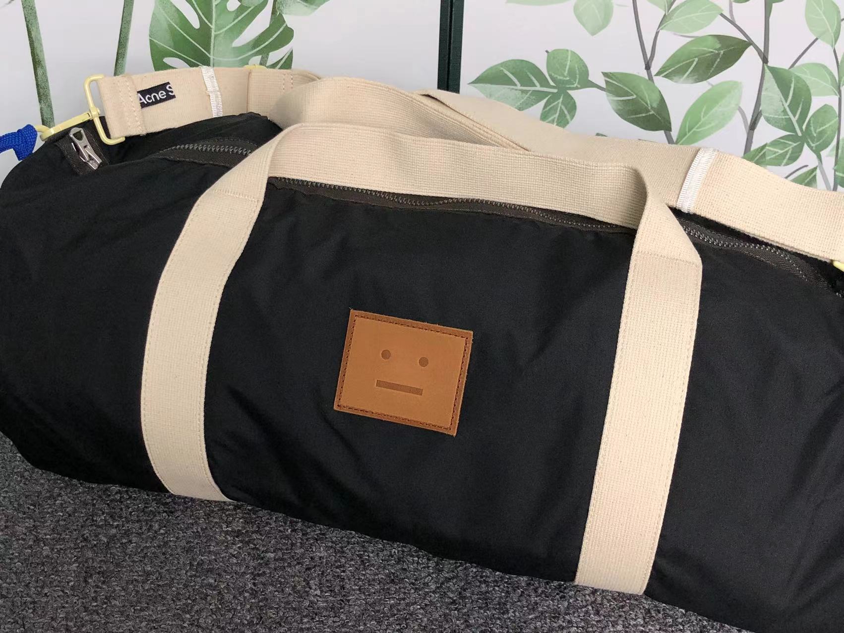 AcneStdios Bag