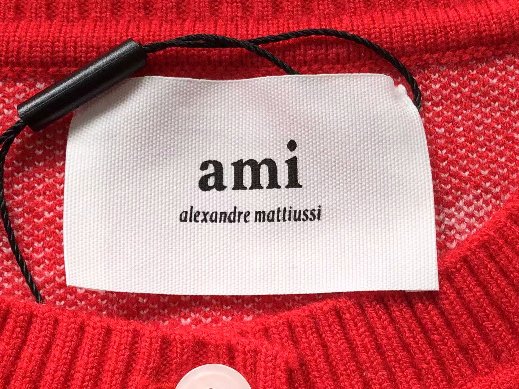 Am1 Sweater Female