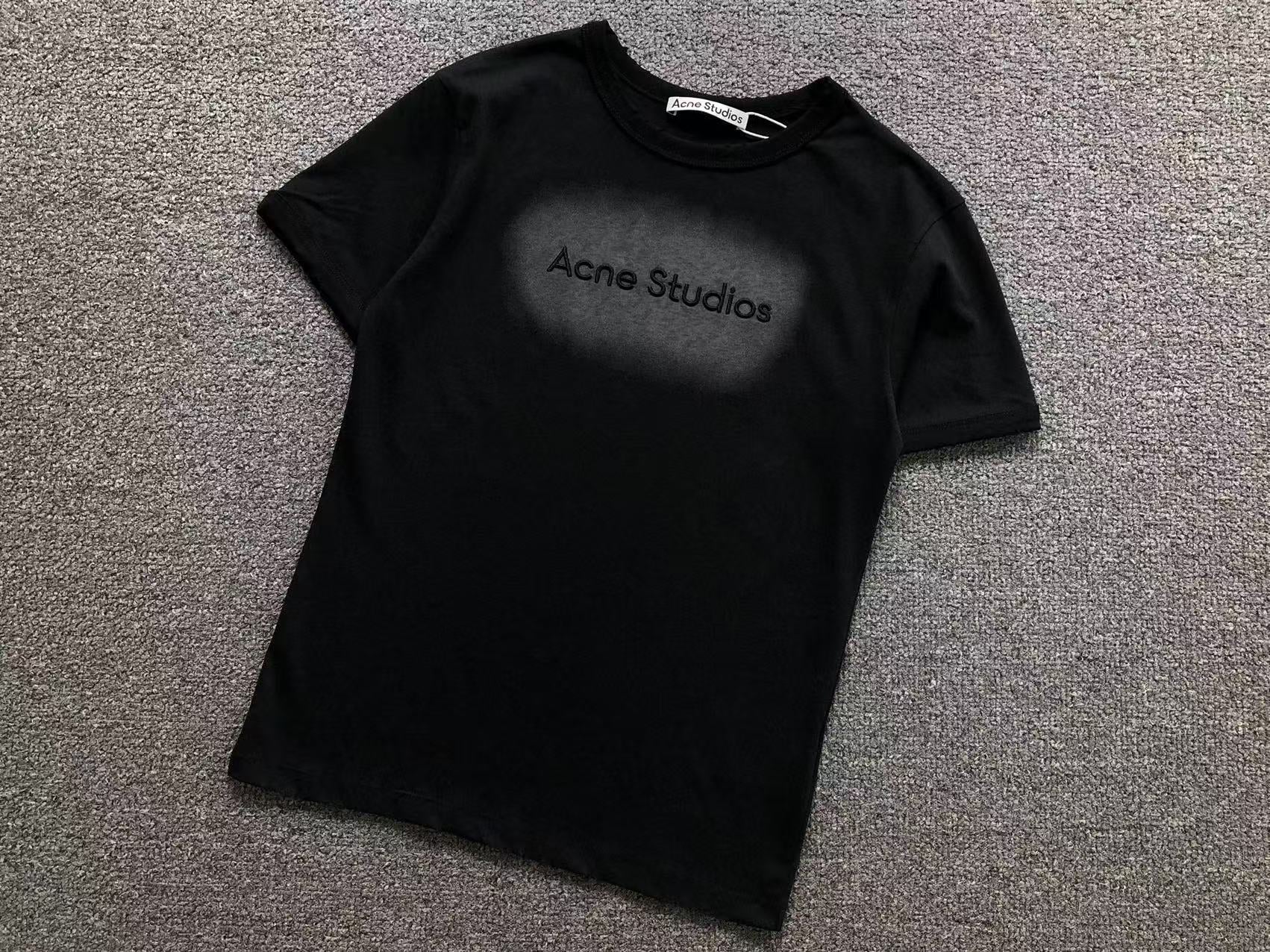 AcneStdios Tshirt Female