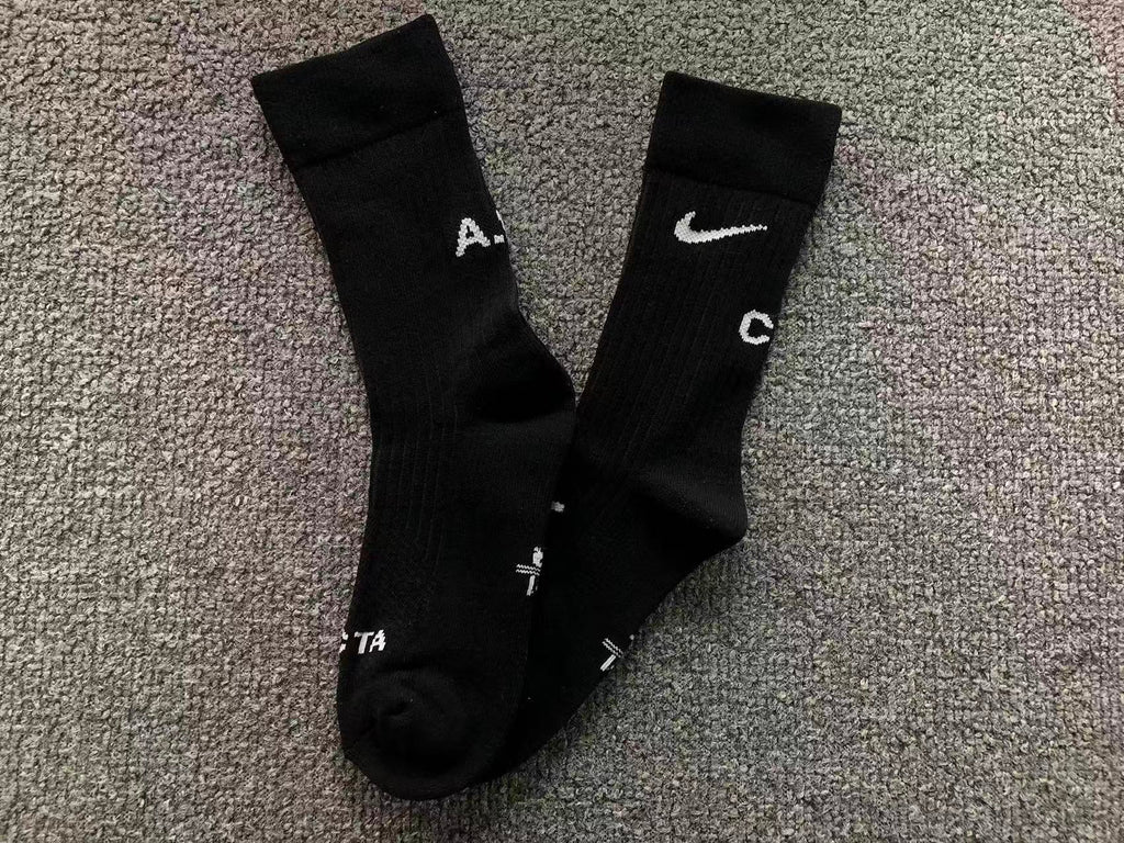 N1K Socks