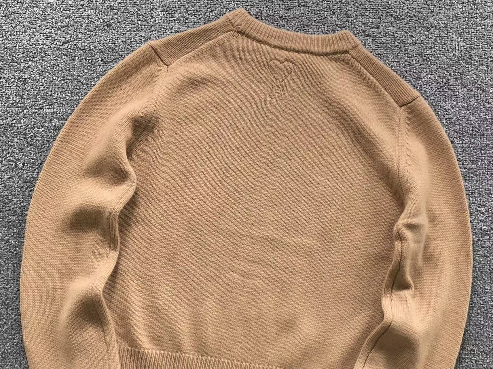 Am1 Sweater Female