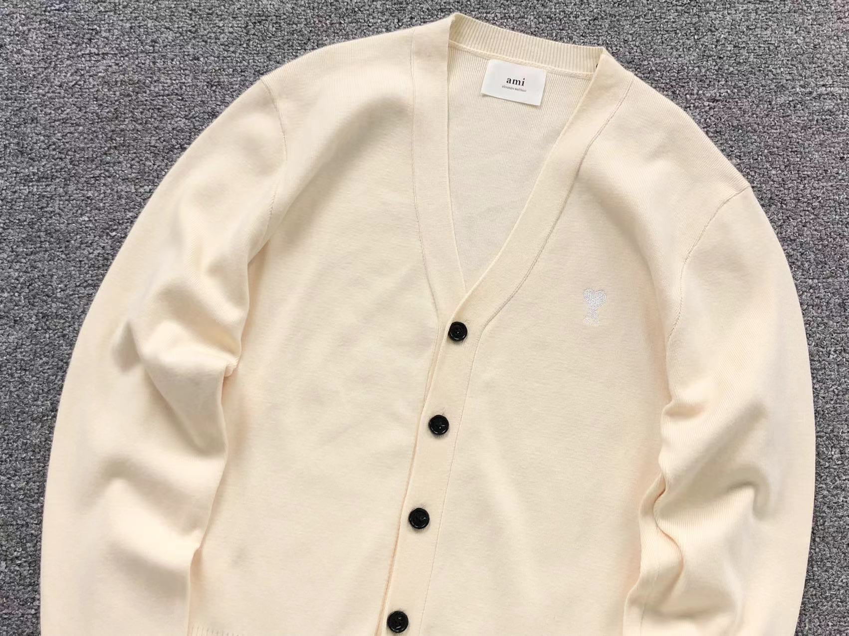 Am1 Sweater