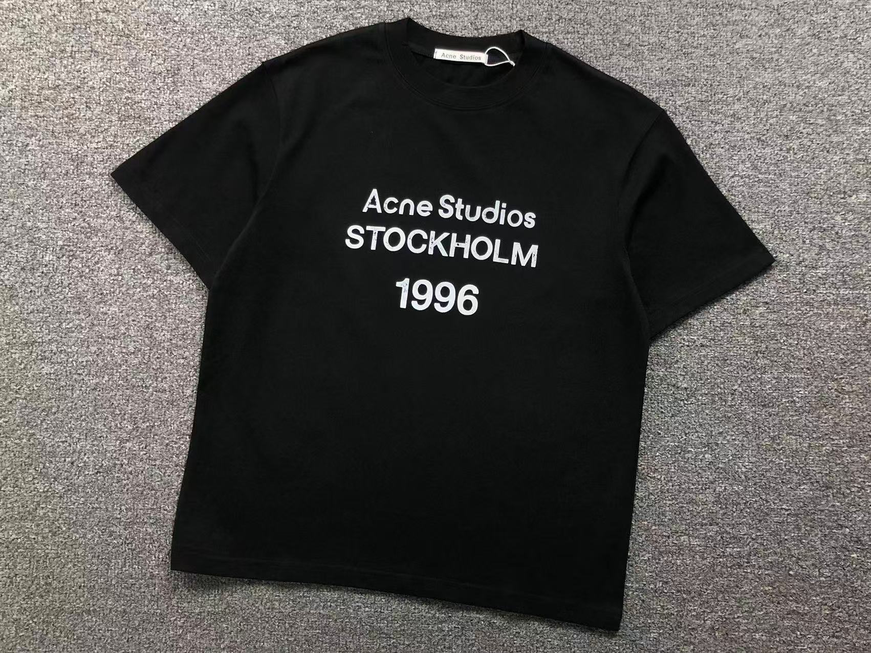 AcneStdios Tshirt