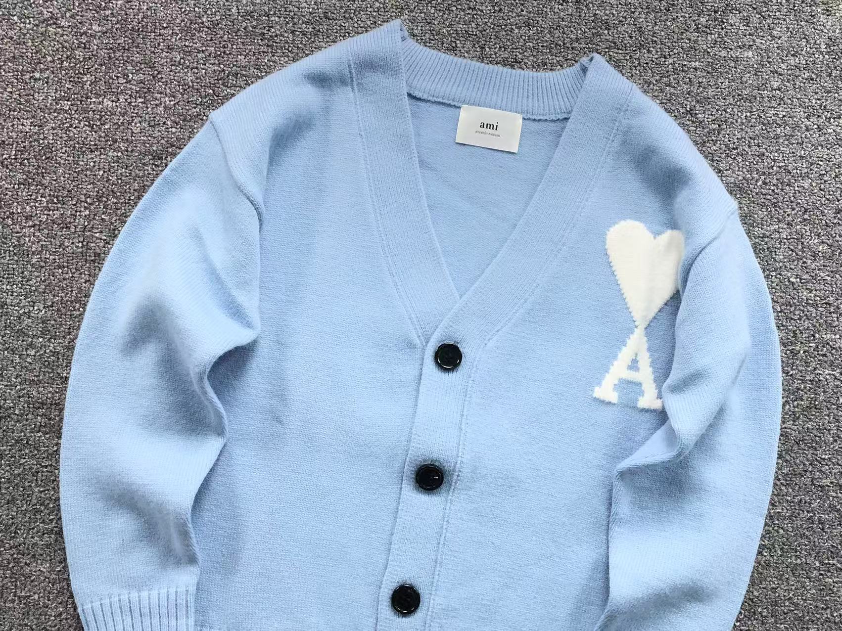Am1 Sweater