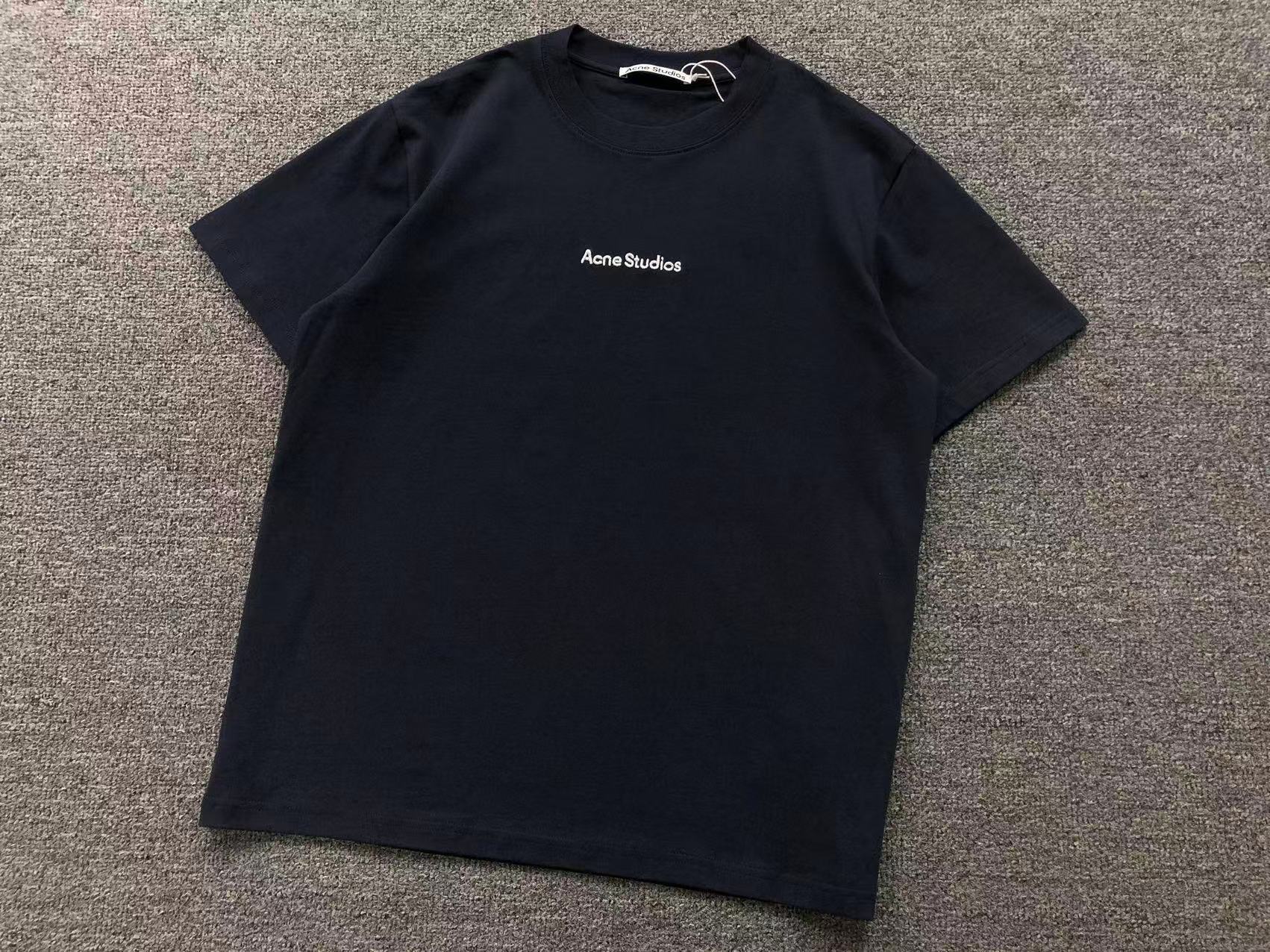 AcneStdios Tshirt