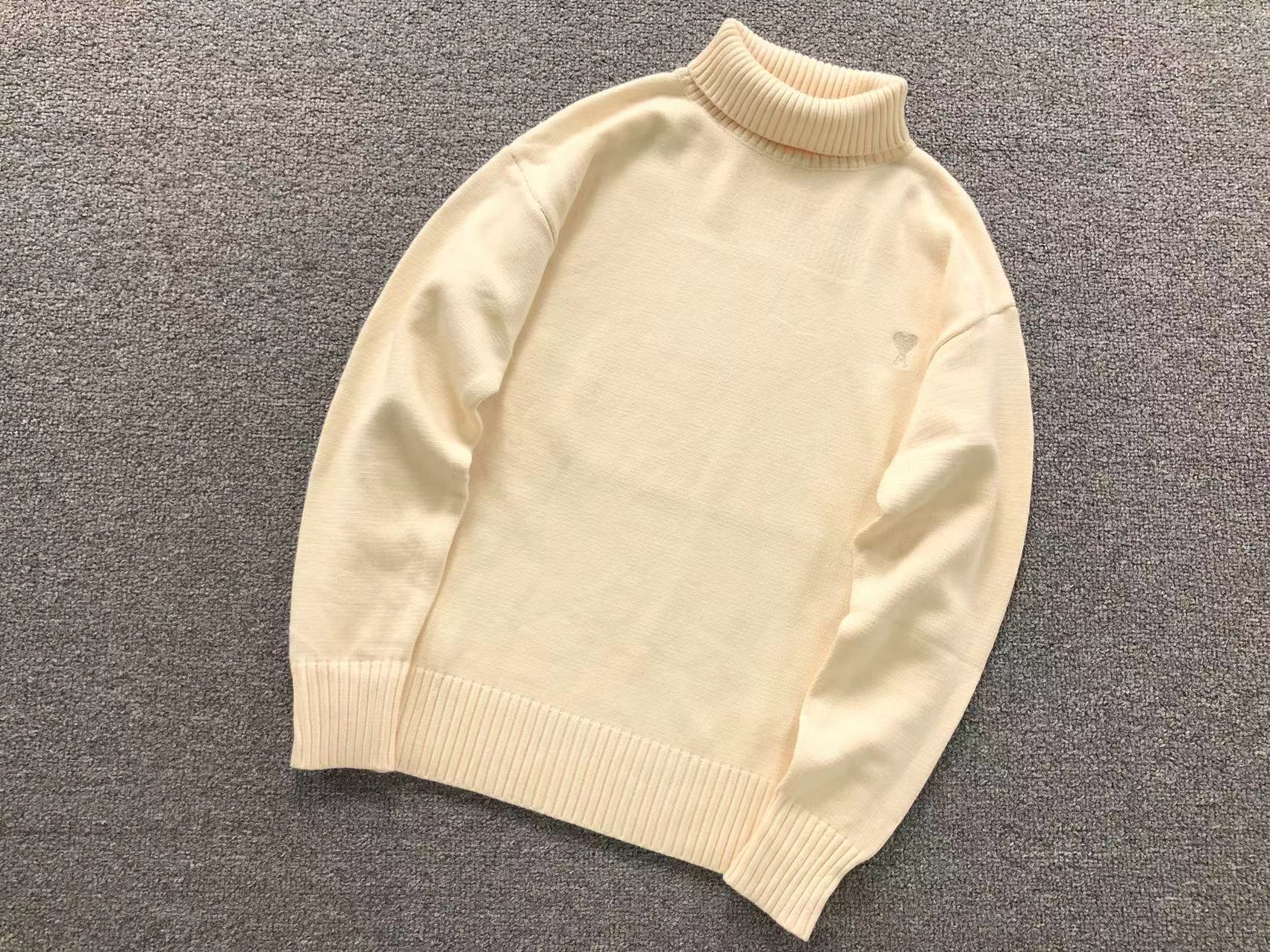 Am1 Sweater