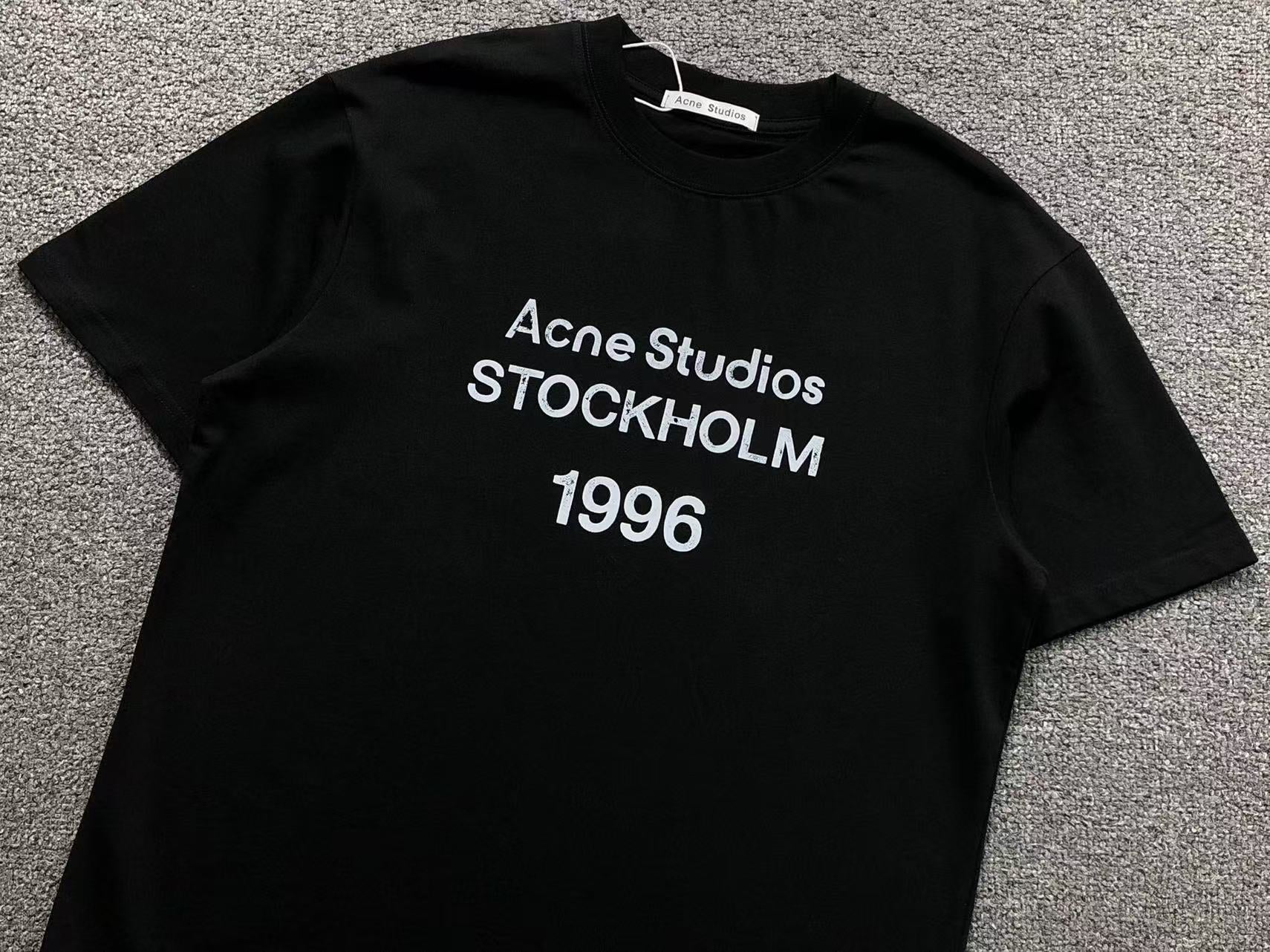 AcneStdios Tshirt