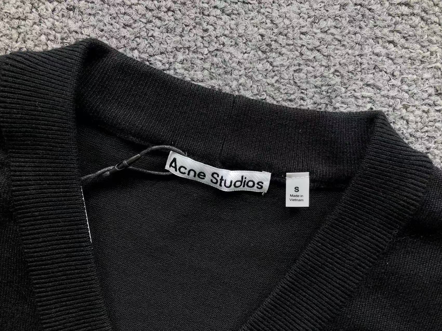 AcneStdios Sweater