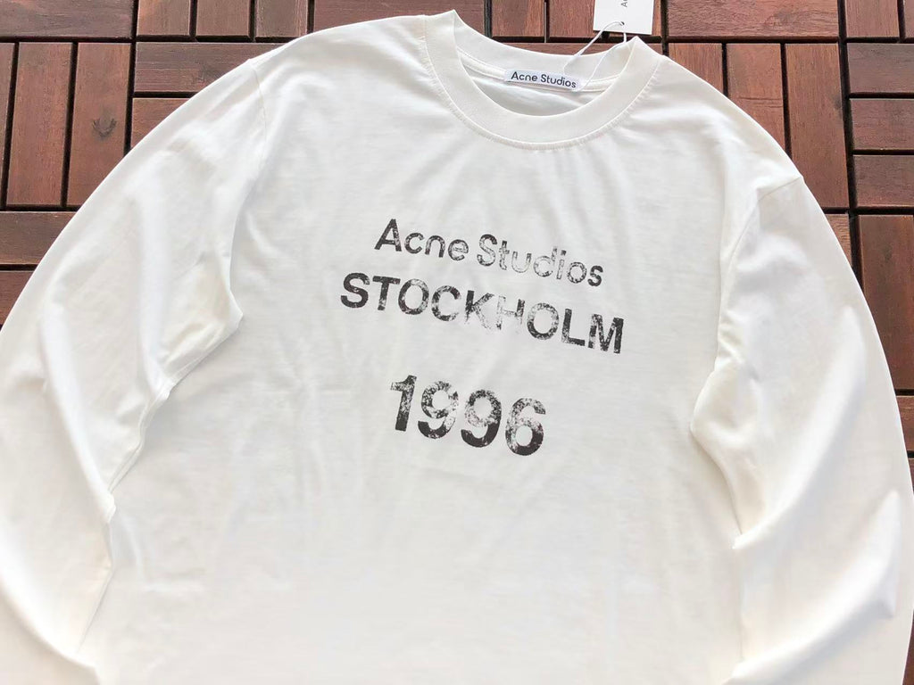 AcneStudios Manga larga