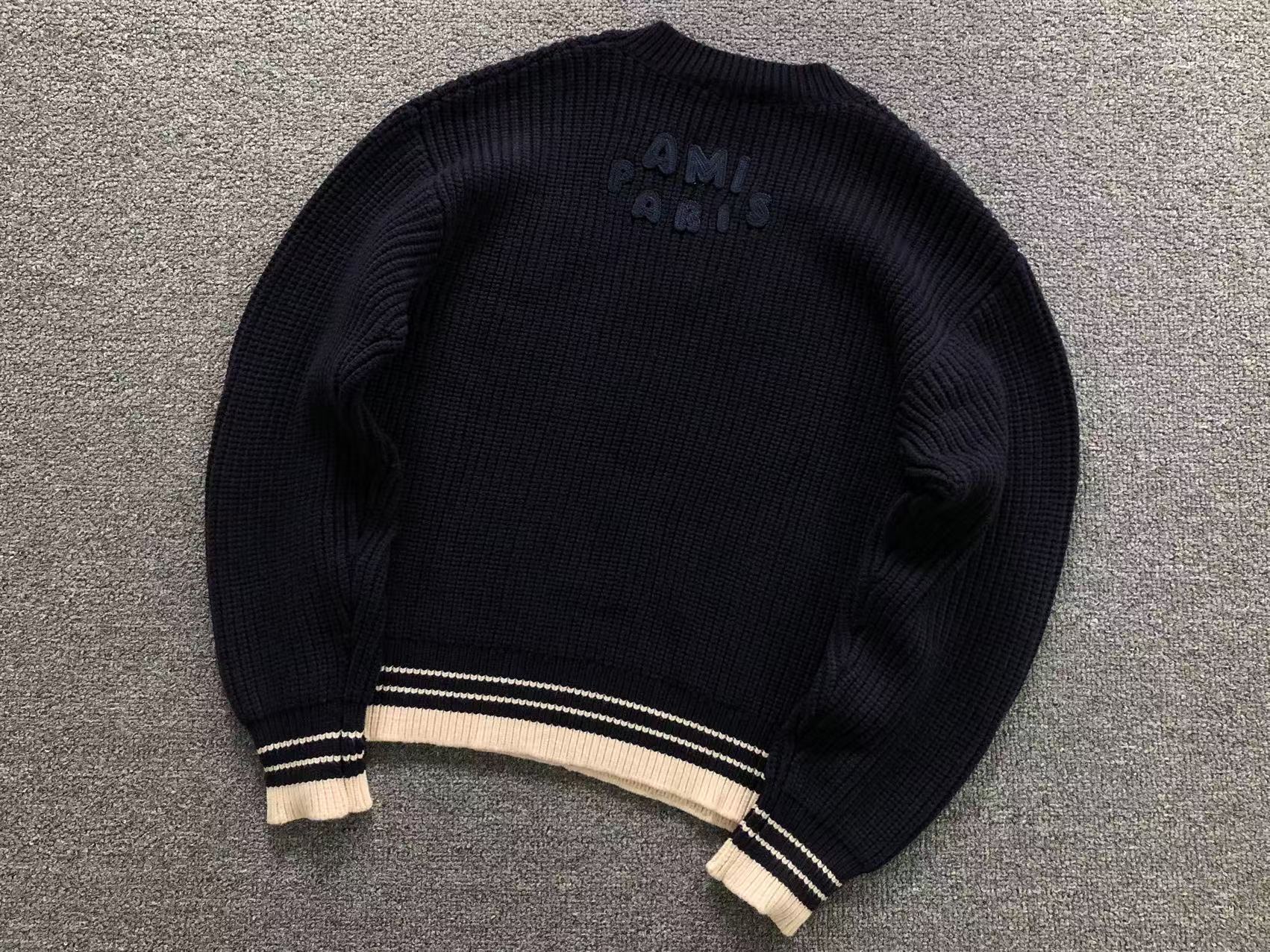 Am1 Sweater