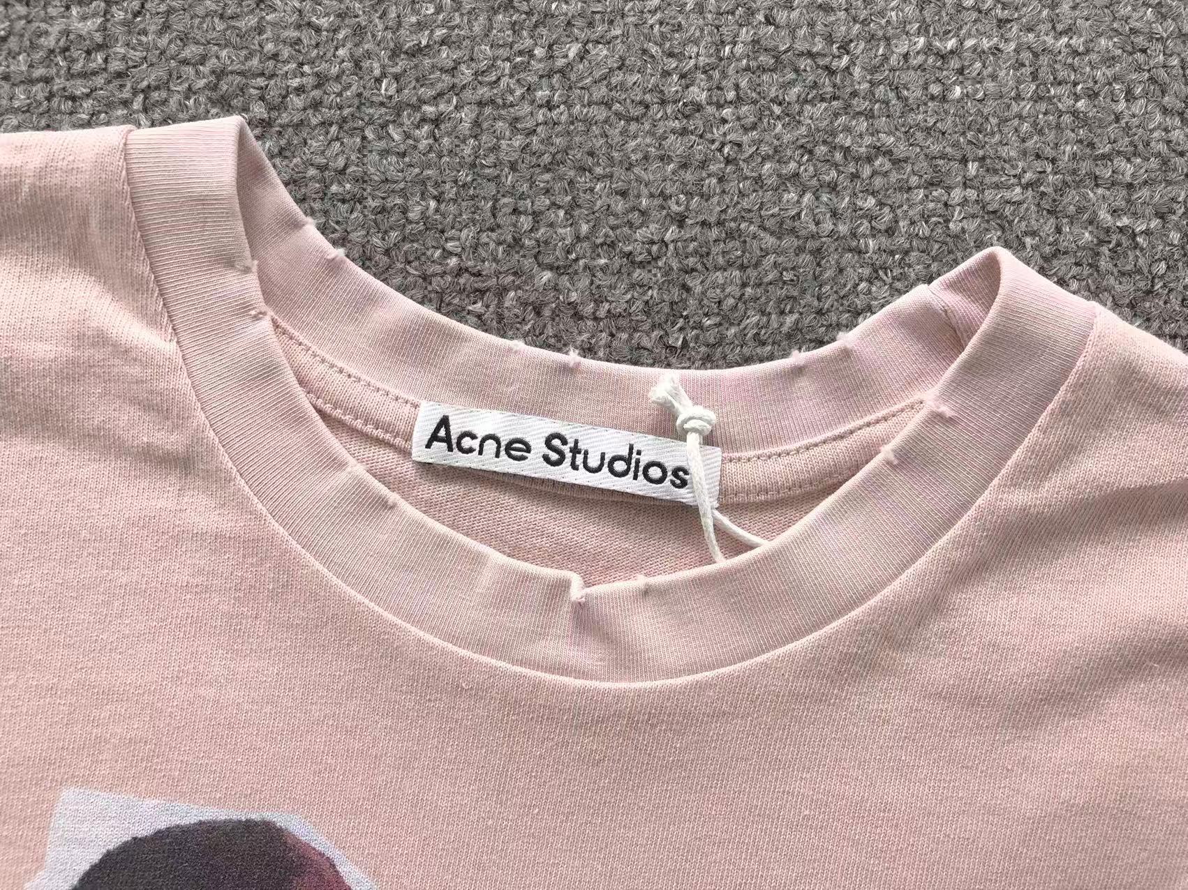 AcneStdios Longsleeve Female