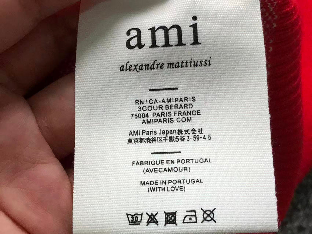 Am1 Sweater Female