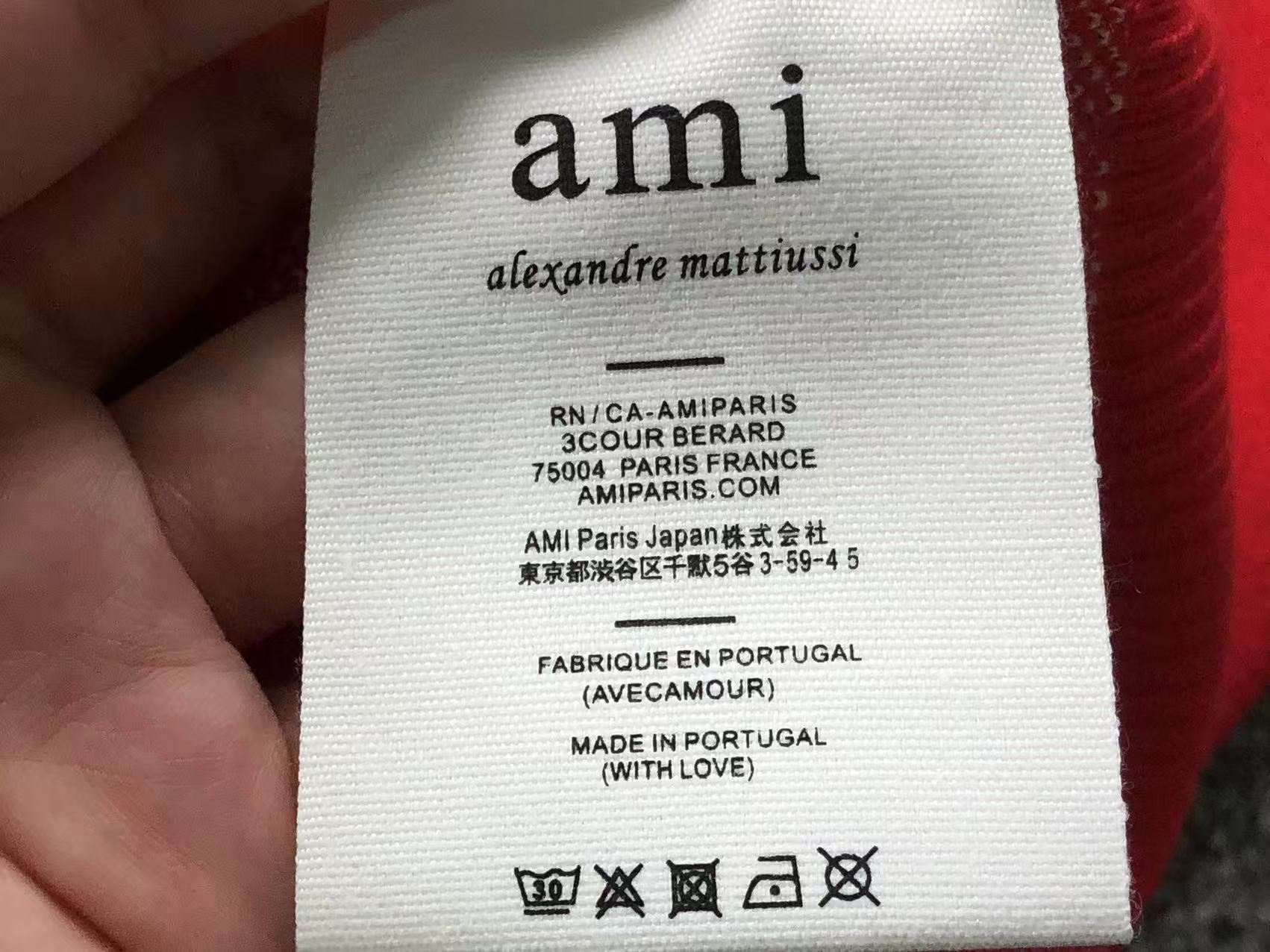 Am1 Sweater Female