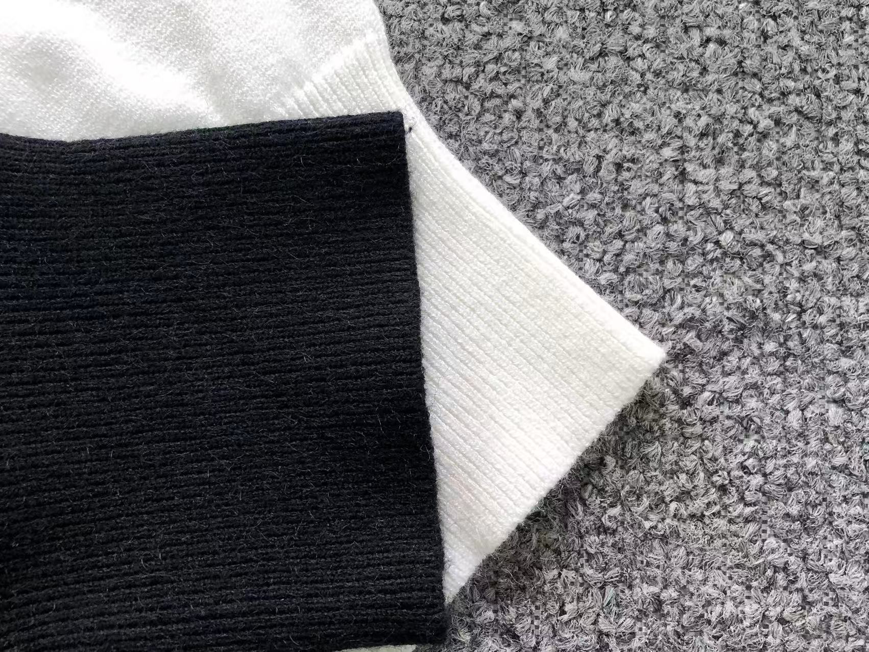Am1 Sweater