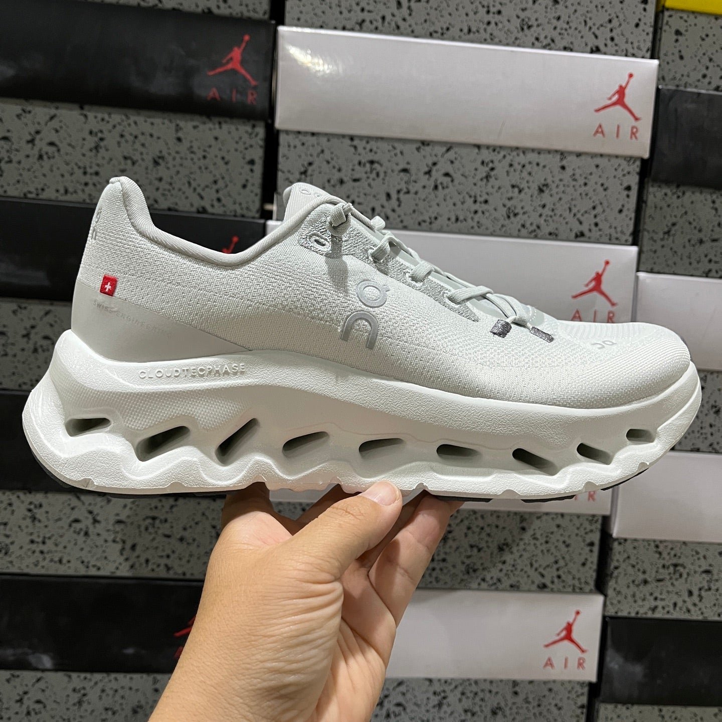 O/N Cloud
