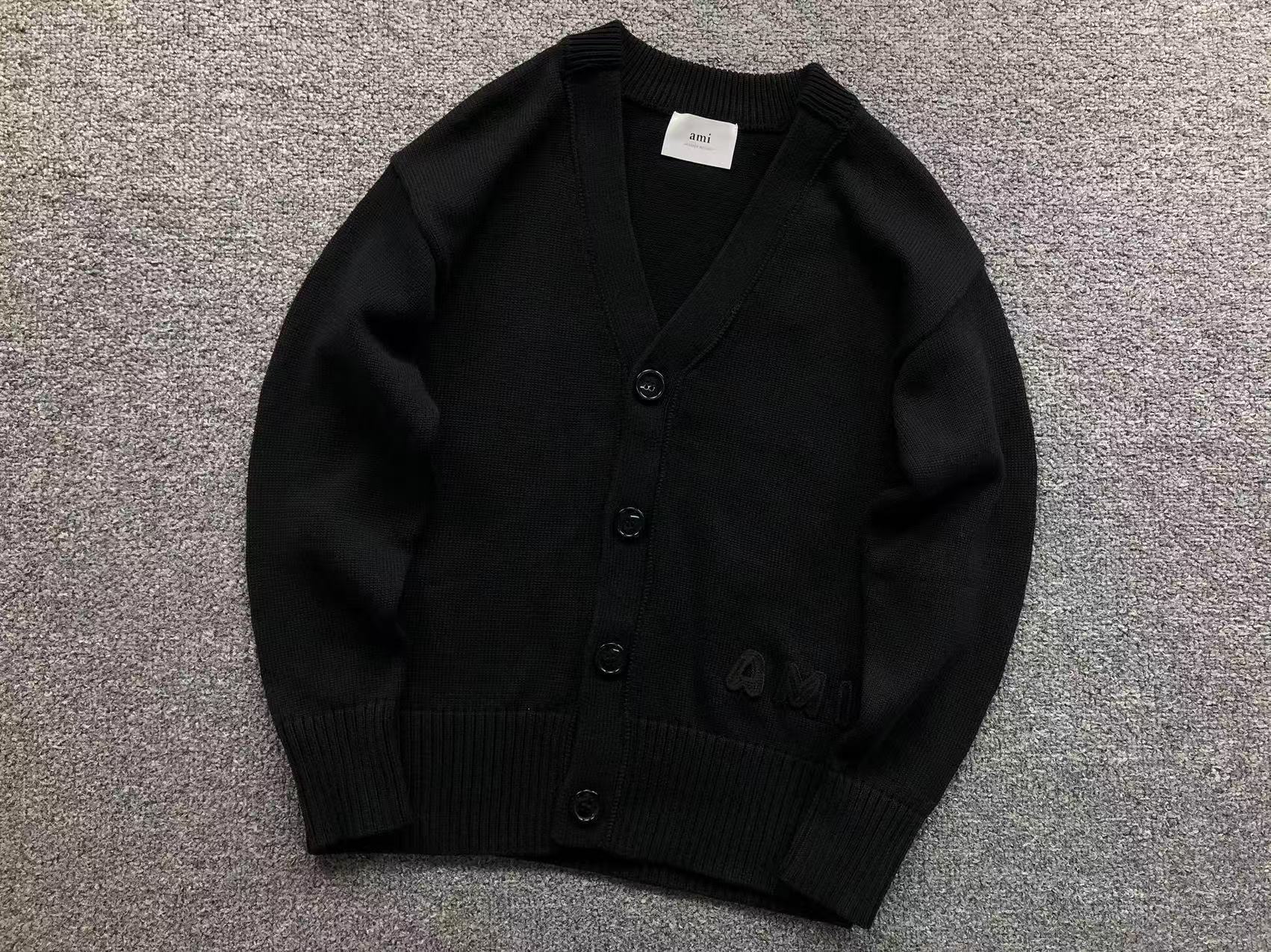 Am1 Sweater