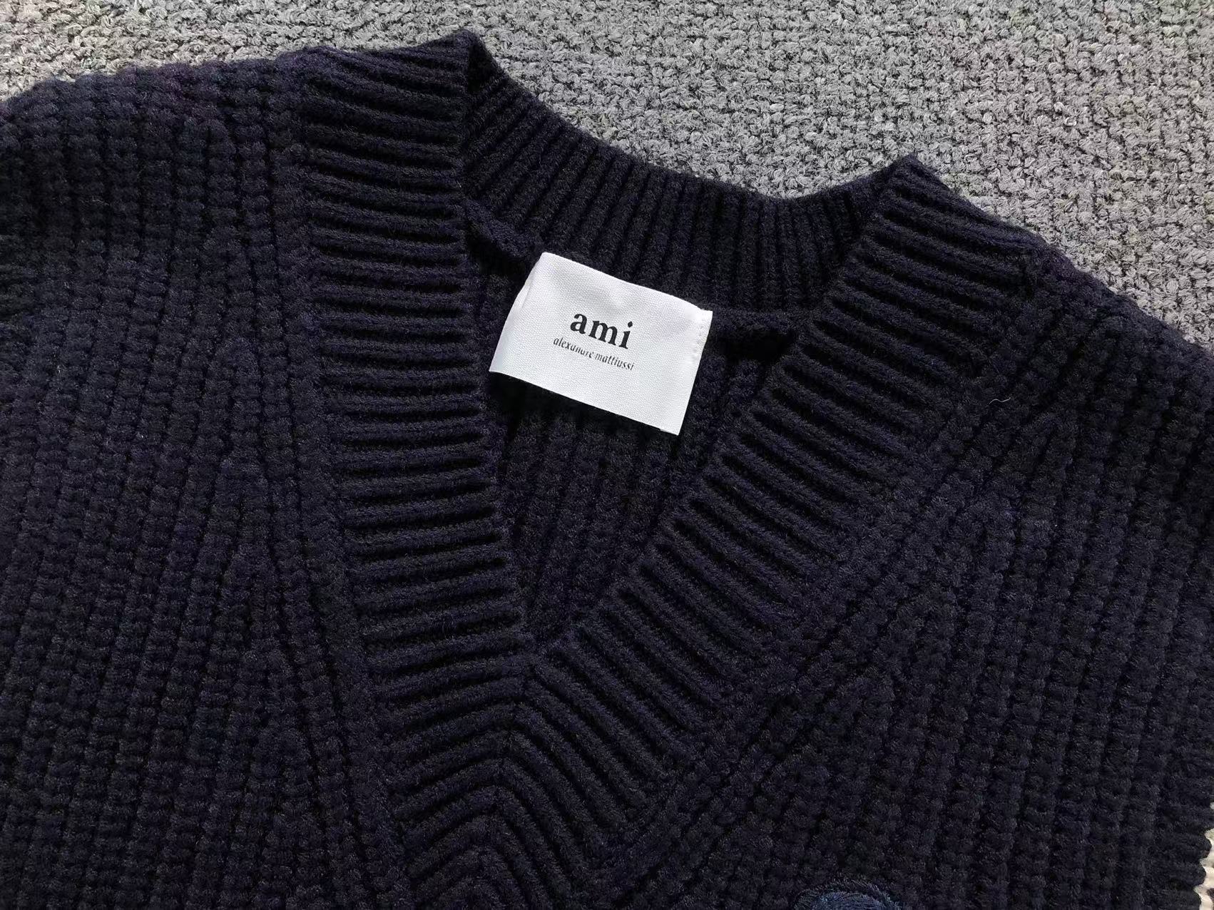 Am1 Sweater
