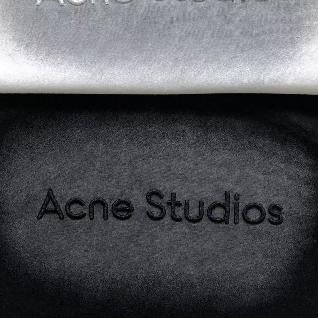 AcneStdios Tshirt Female