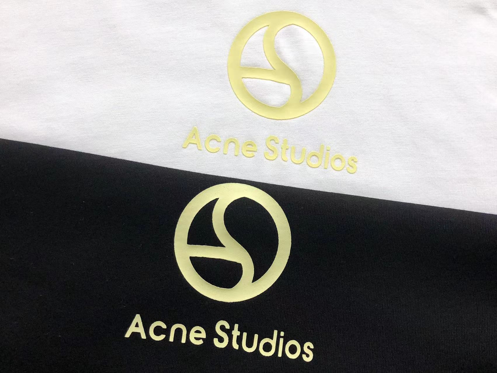 AcneStdios Tshirt