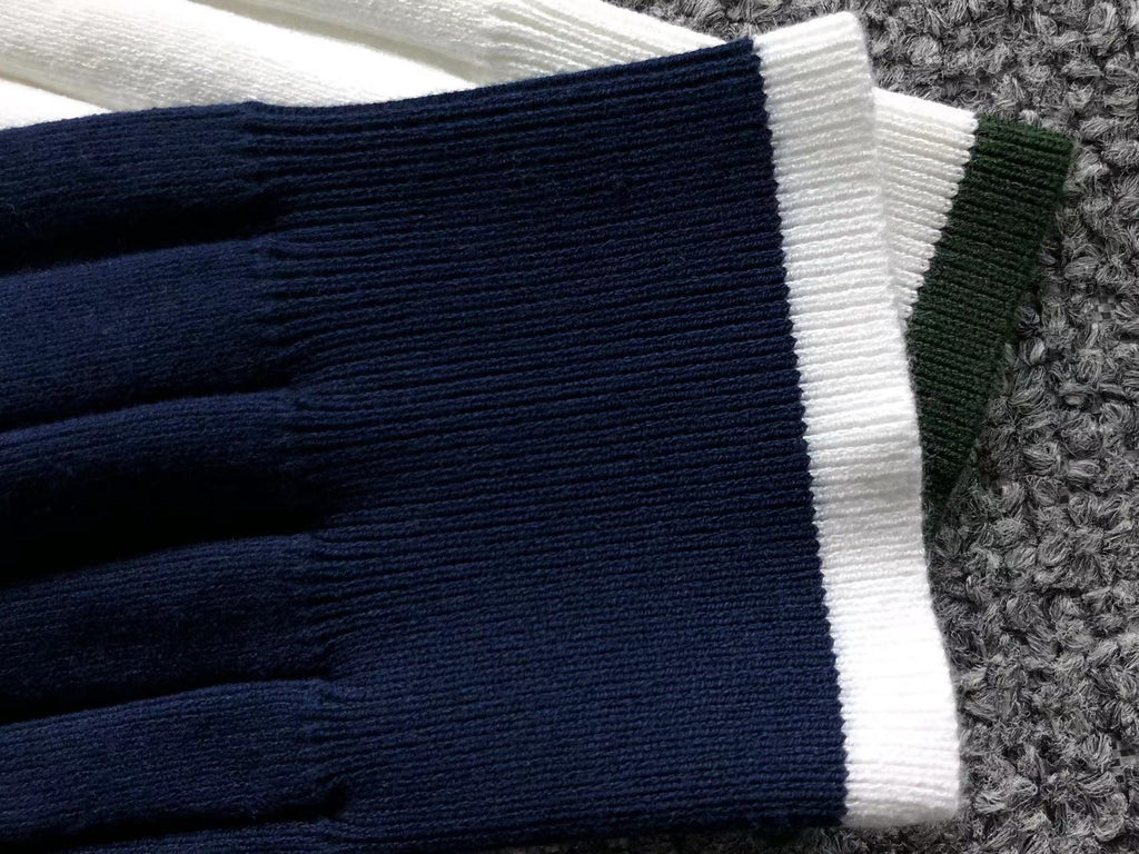 Classic Sweater Female