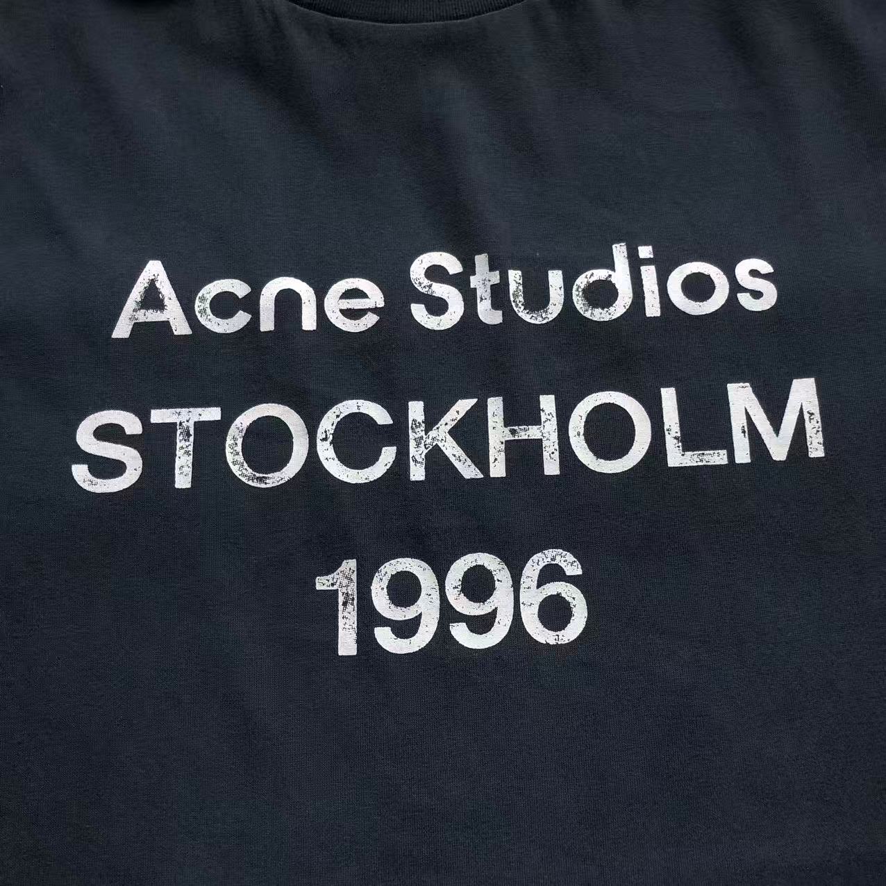 AcneStdios Tshirt