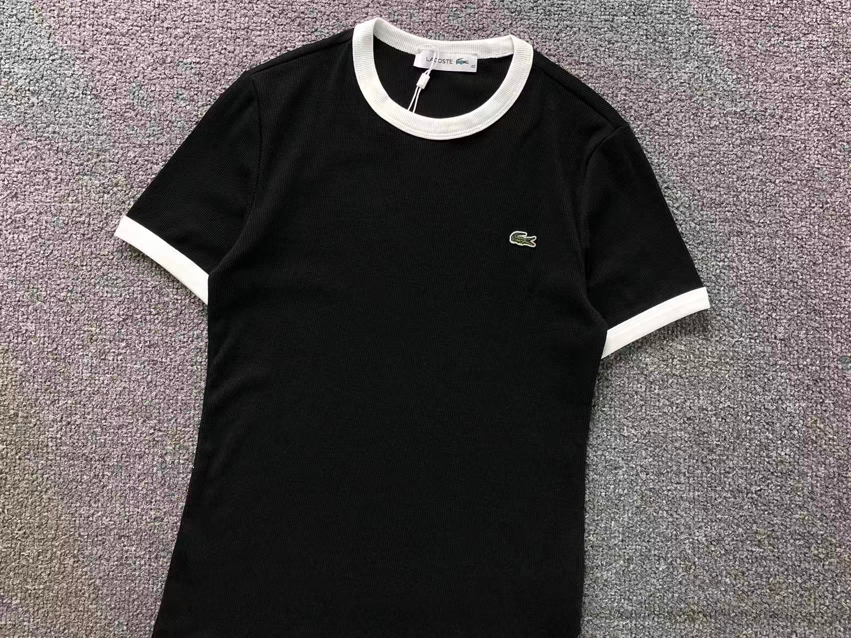 Classic Tshirt Female