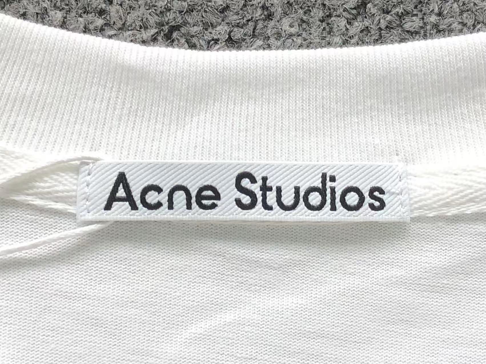 AcneStdios Tshirt