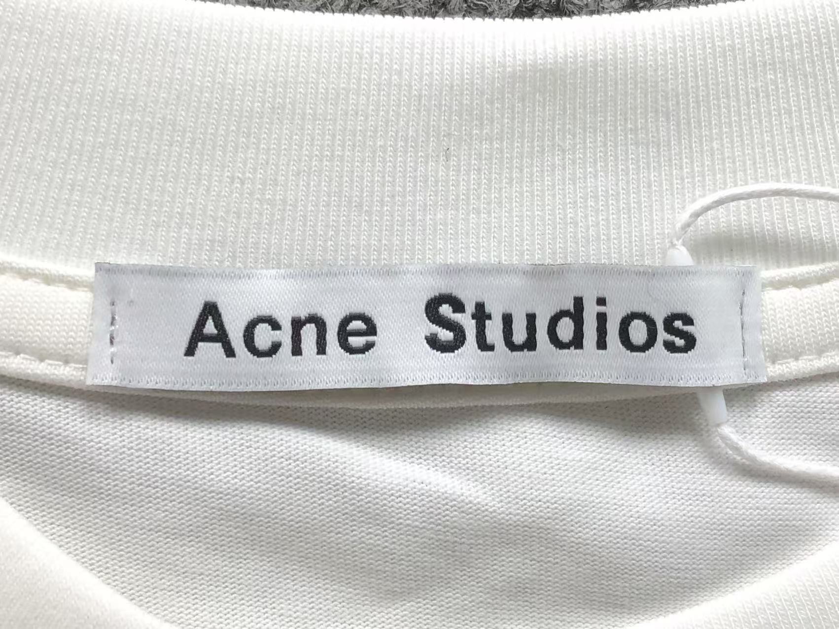 AcneStdios Tshirt