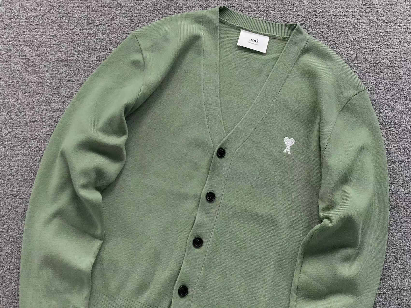 Am1 Sweater