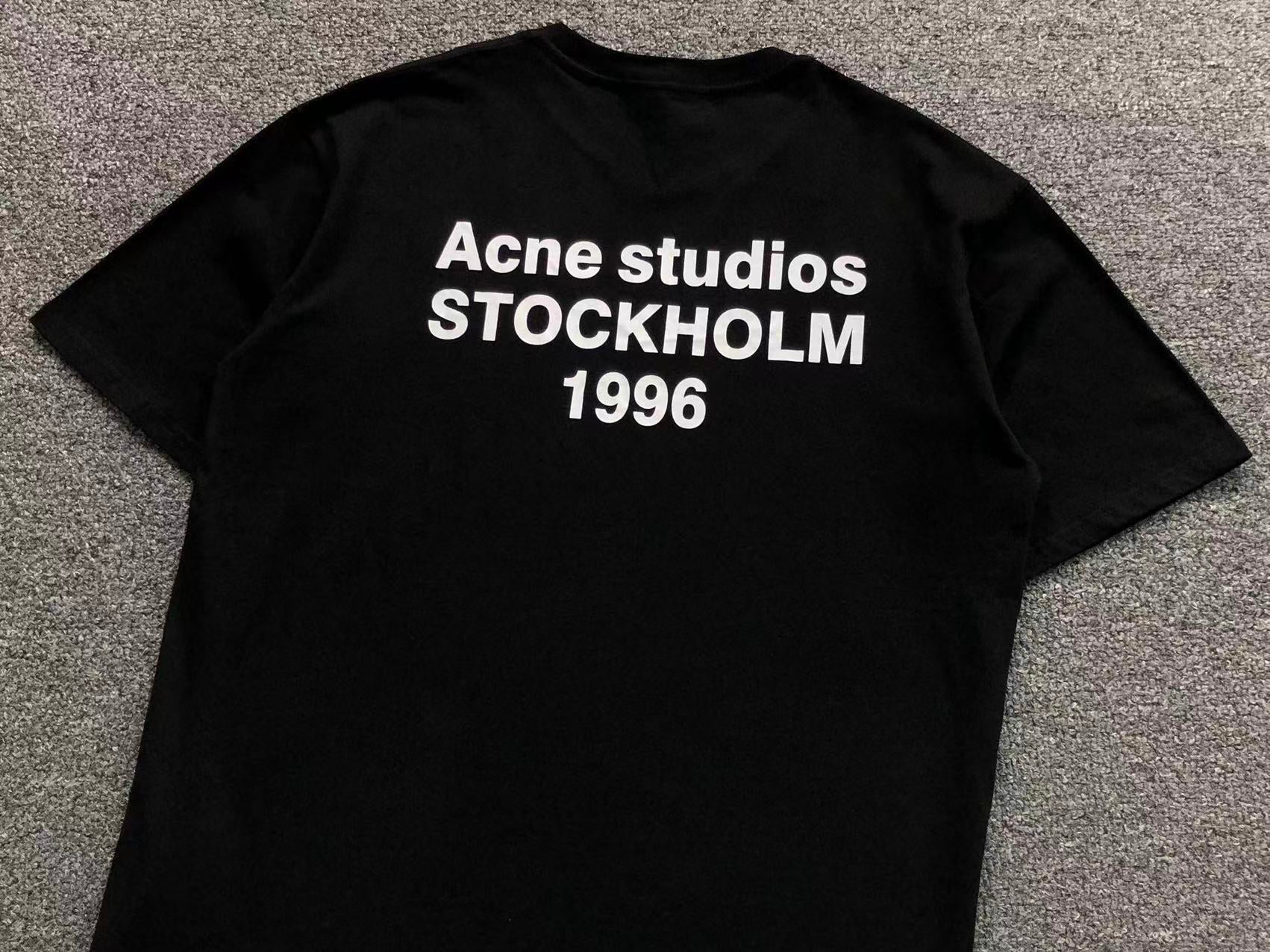 AcneStdios Tshirt