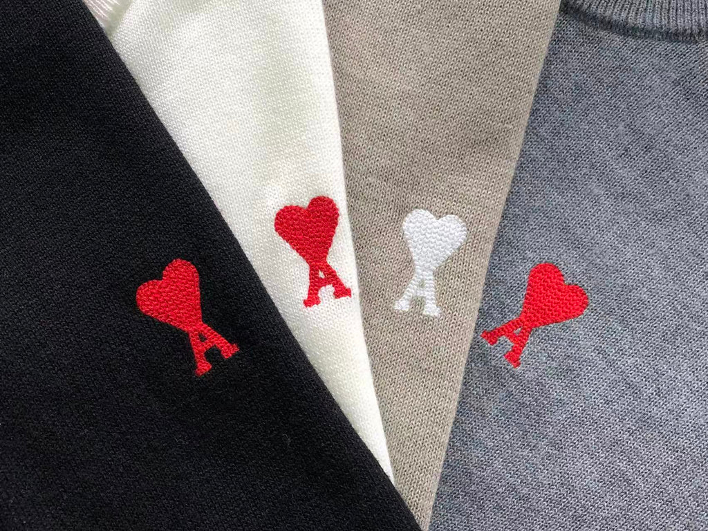 Am1 Sweater Female