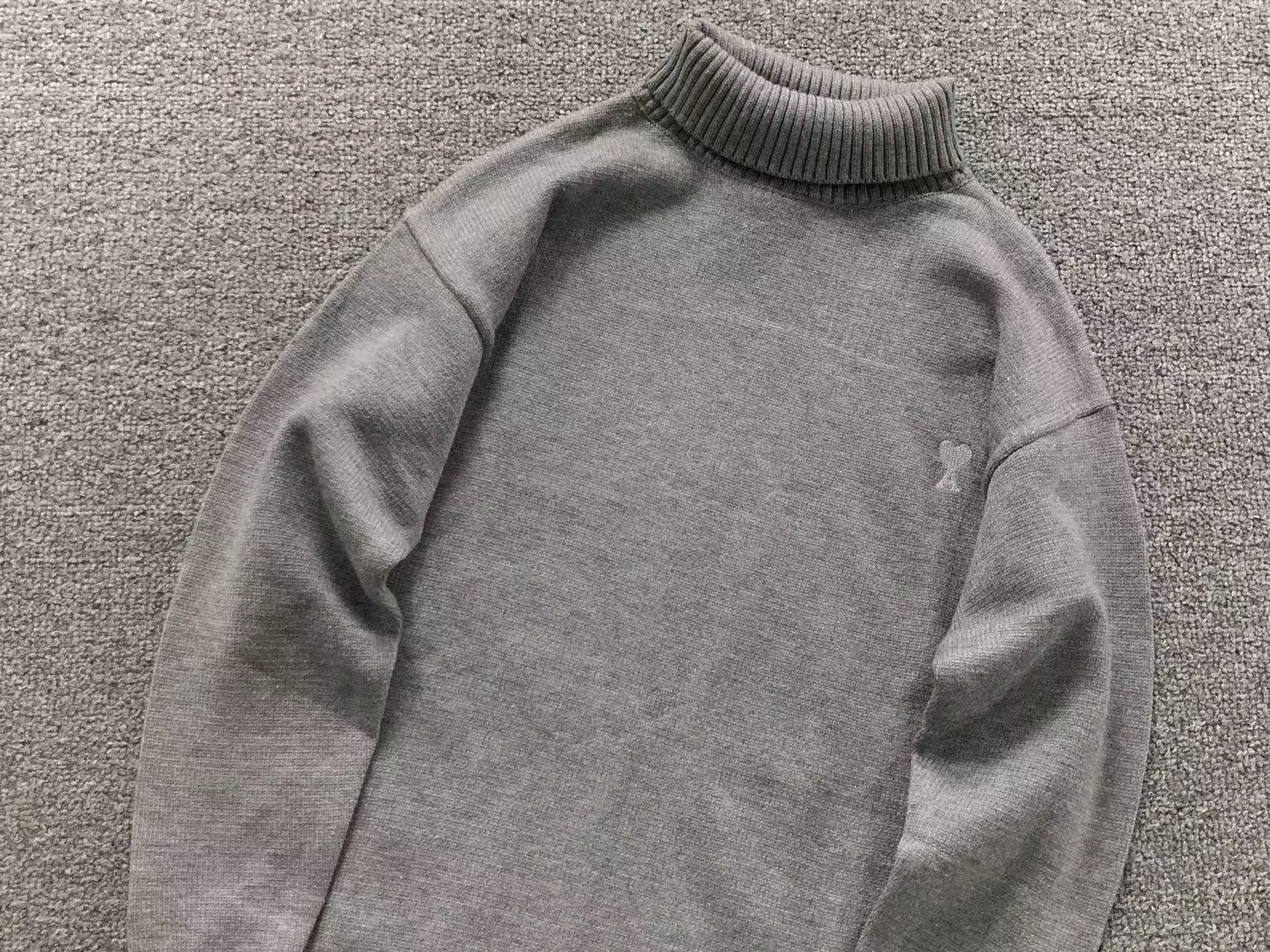Am1 Sweater