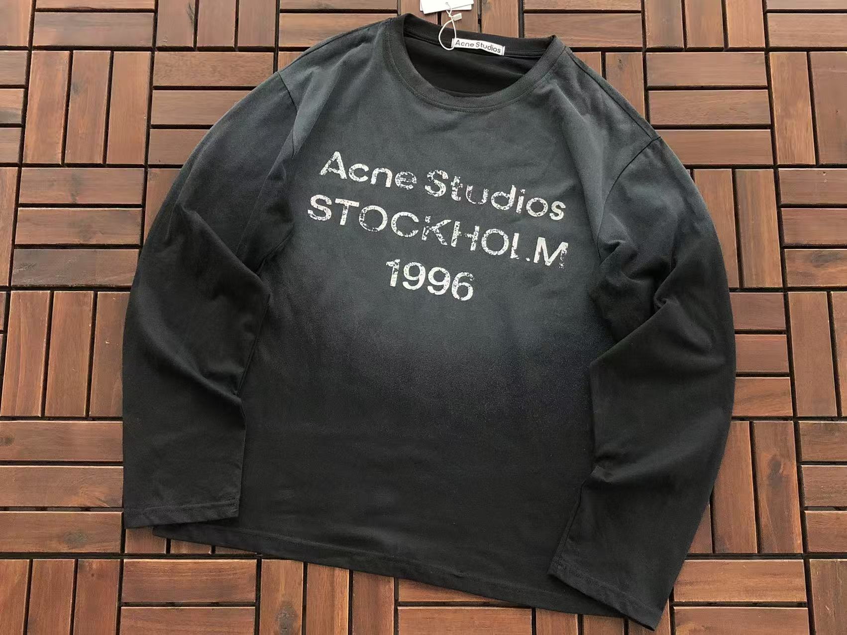 AcneStudios Manga Larga