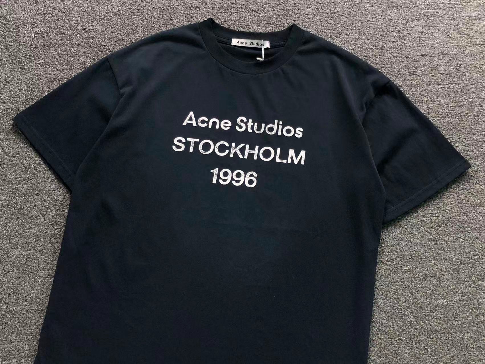 AcneStdios Tshirt