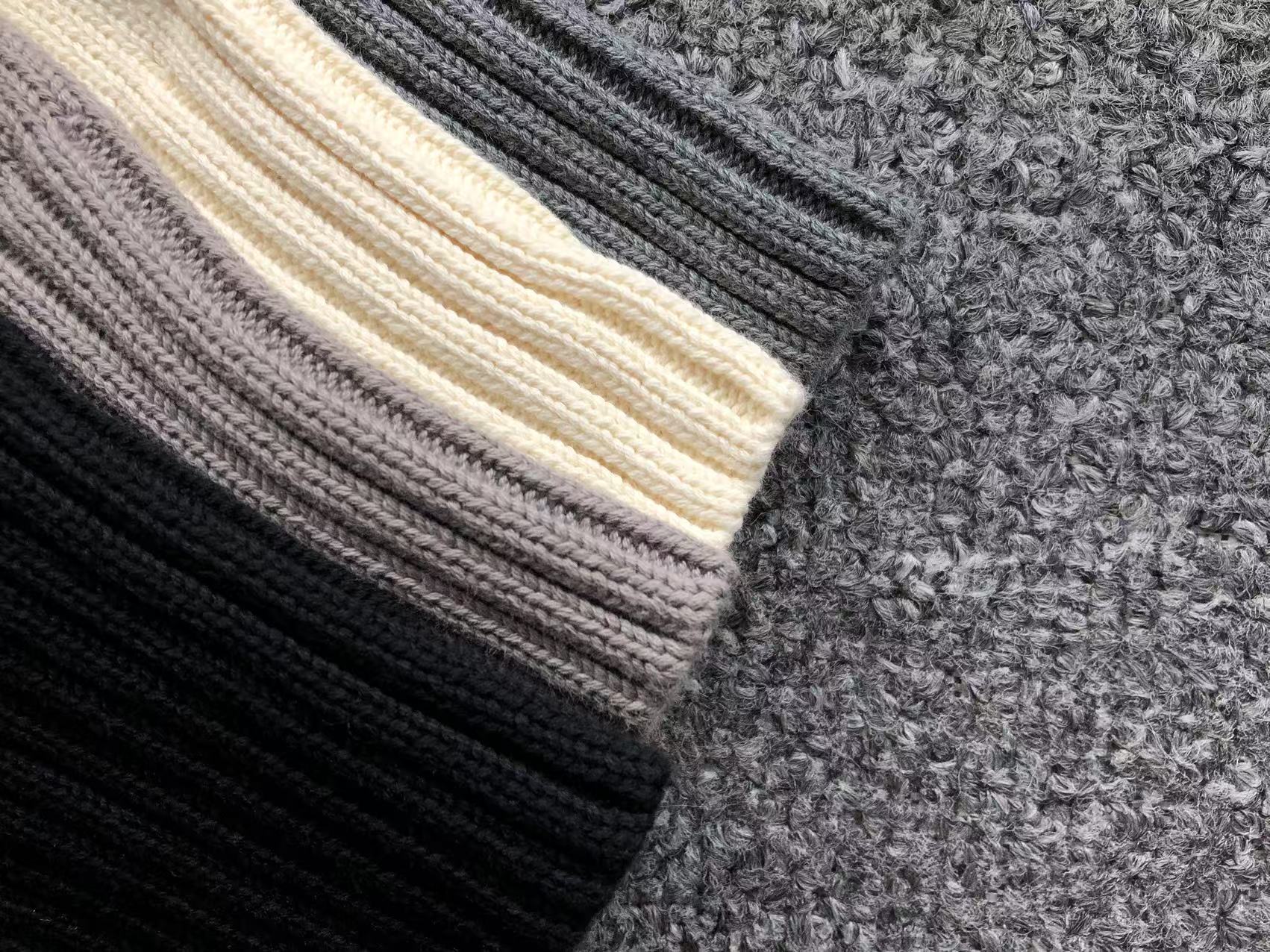 Am1 Sweater