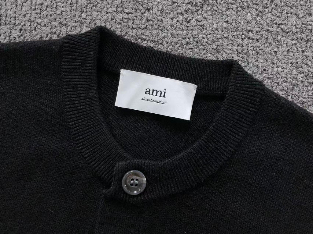 Am1 Sweater Female